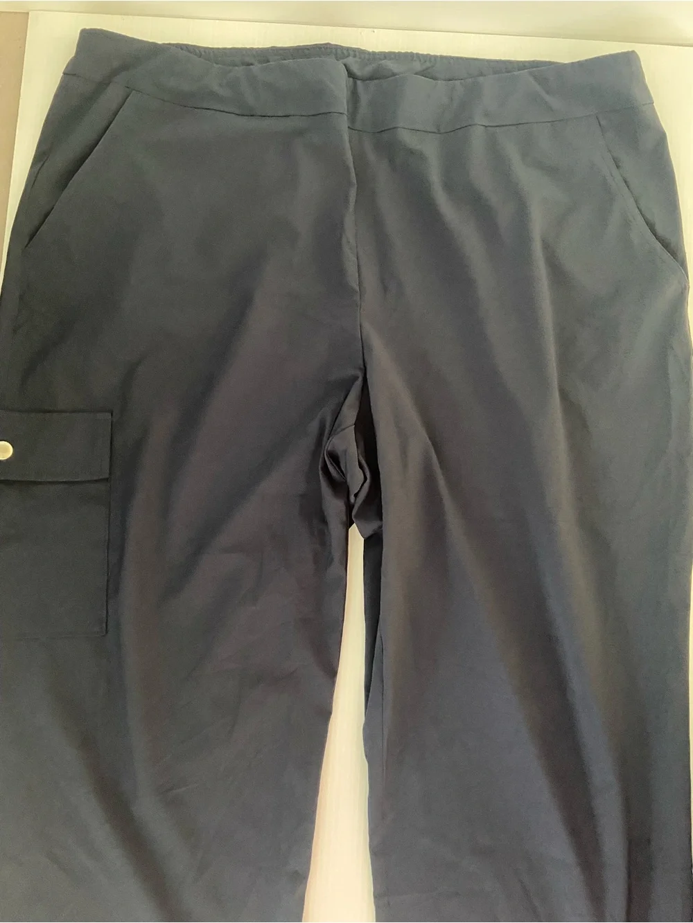 Chico's Women’s Navy Cargo Stretch Capris